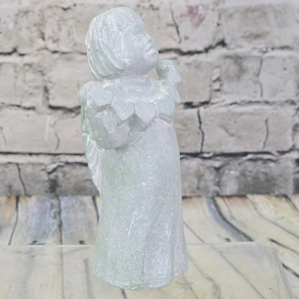 Isabel Bloom‎ Linnah Angel Figurine 2000 Green Heart Collar Love USA Stone Decor